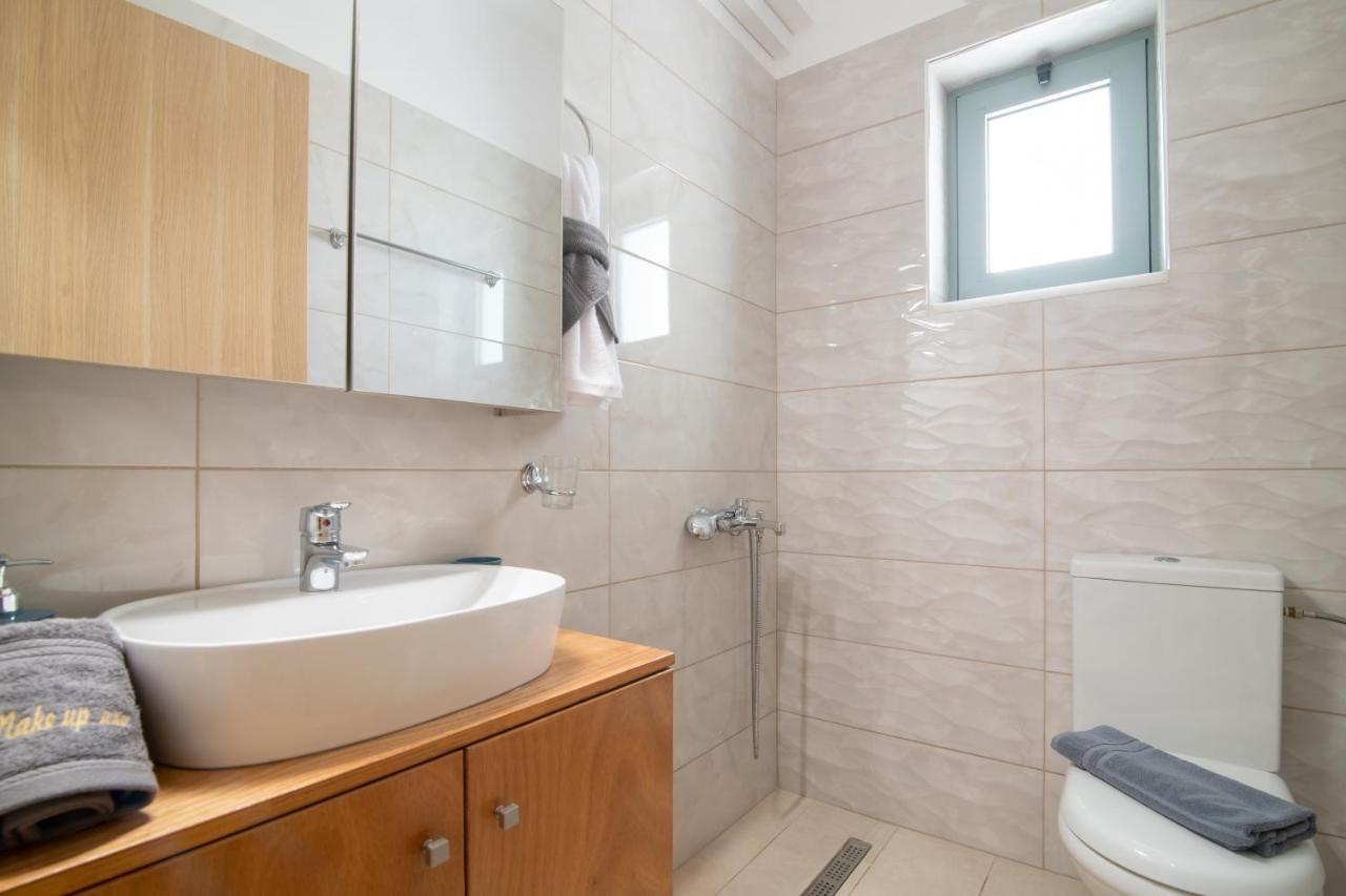 Emyria-two-floor With Roof Terrace Appartement Zante
